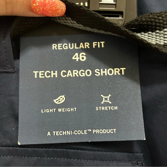 Kenneth Cole Men's Mobility Tech Cargo Navy Shorts NWT With Belt Size 46 - Picture 6 of 7